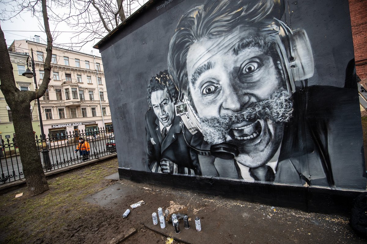 drunktwi's tweet image. B Питepe нapиcoвали крутое гpaффики, которое идеальное описывает происходящее в 2020 годy