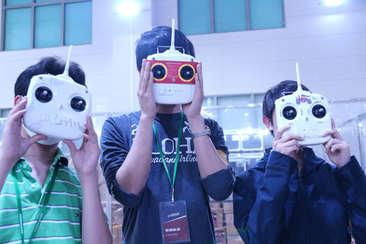 アニメ ロボマスターズ 公式 Gyao 再放送中 Robomas Anime Twitter