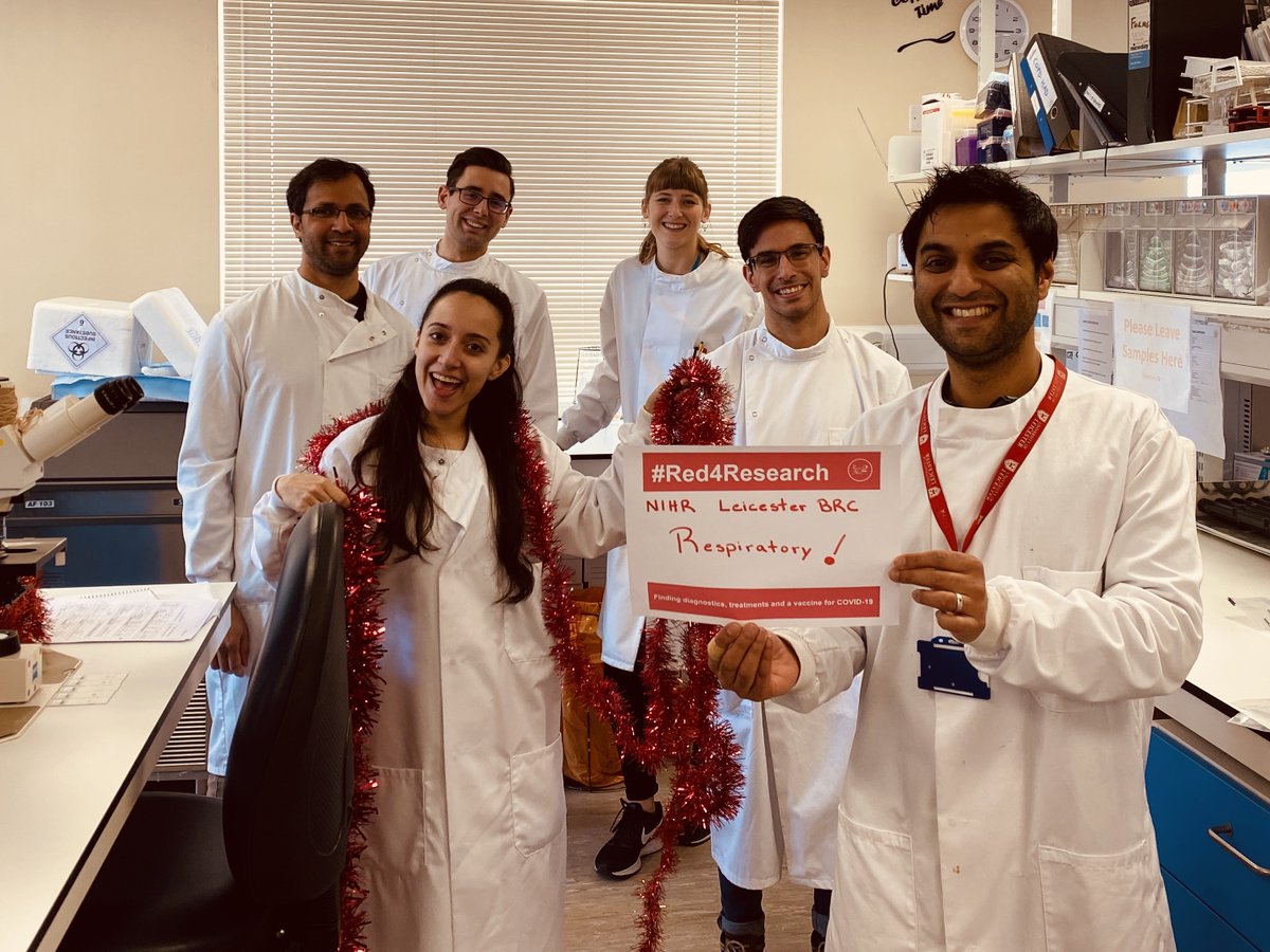 LeicesterBRC's tweet photo. Our respiratory team has been incredible in the face of the #COVID19 pandemic and are showing their support for everyone involved in research to find vaccines and treatments across the world #Red4Research https://t.co/ktToza2lUZ
