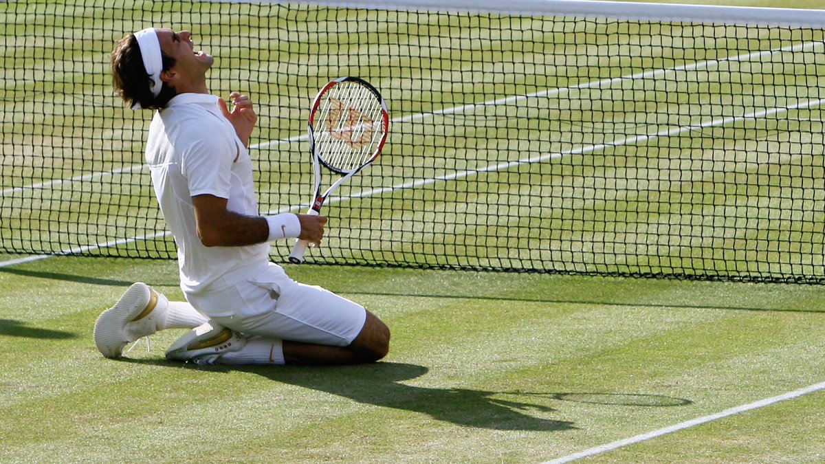 Grand Slam #112007 WimbledonDef. Rafael Nadal 7-6(7), 4-6, 7-6(3), 2-6, 6-2Racket: K Factor Six One Tour 90