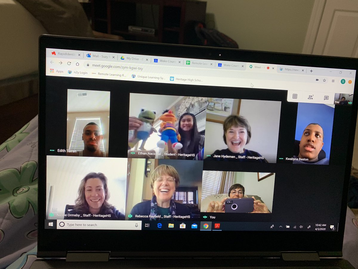 Mccabe5Suzy's tweet photo. Loved seeing these smiling faces this morning!  I miss everyone! https://t.co/eVAVJUF4q5