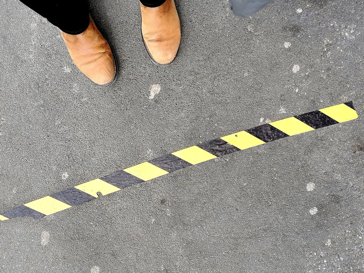 CazR1chards's tweet photo. Shopping in the age of haz tape...
Govermnent approved social distancing.
#shoppingday #SocialDistanacing #ThatsTheWayToDoit #InThisTogether #sixpeopleonly
#hazzardtape #standinginline #thankyouretailers #ThePhotoHour #providingaservice 👏 https://t.co/siNkvEDZq5