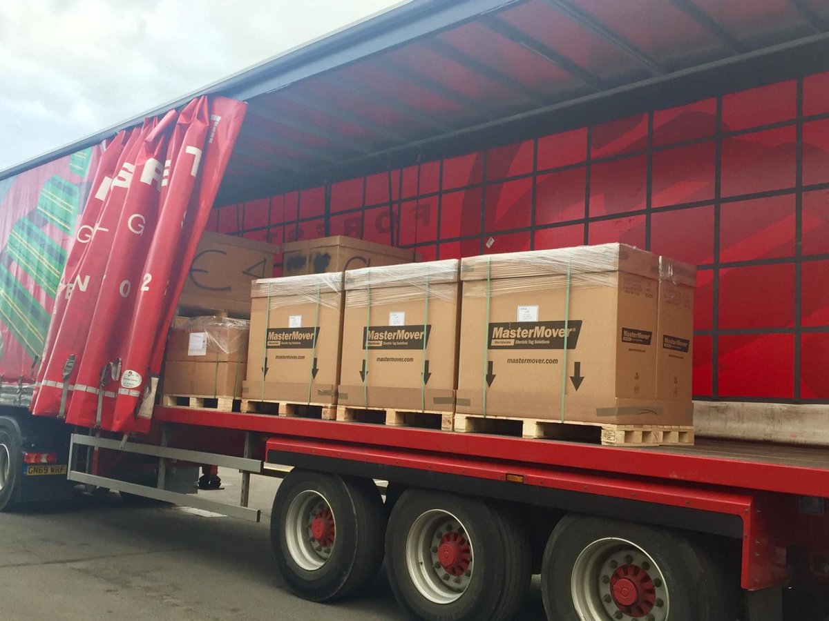electrictugs's tweet photo. Another shipment of 10 x SmartMovers heading to Brazil this morning. All set to improve efficiencies and safety at a world-leading automotive company 🚘🚛👋🏼 https://t.co/Pva6YX2nYw
#SmartMover #SM100 #ElectricTug #Automotive #Manufacturing #MasterMover #UKmfg #MiM https://t.co/1IxhVoEoQ8
