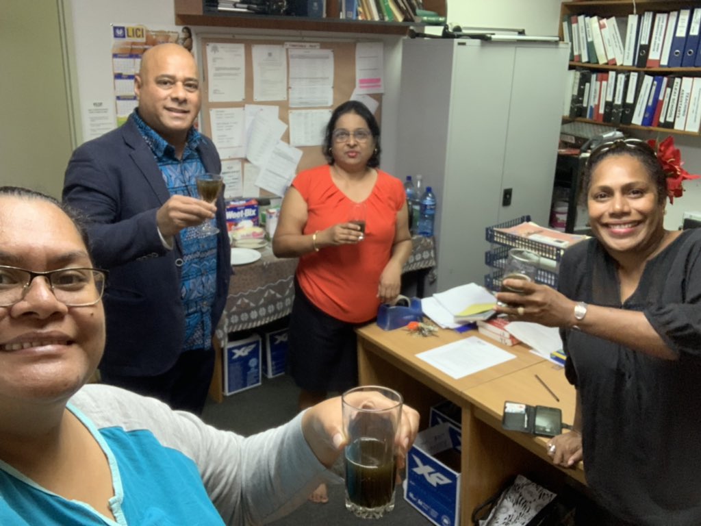 BMalimali's tweet photo. #usplaw #usplaw2020 Masked up, herballed up, with laptops organised AND ready to continue in our roles as educators of the next generation of legal practitioners. #TogetherWeCan @USPLaw https://t.co/KoawpIrJHR