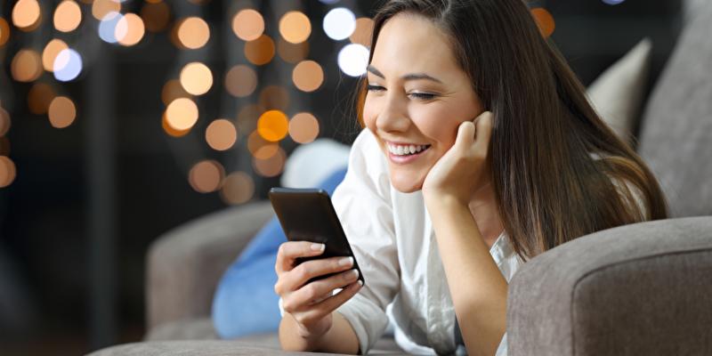 Viele #Händler mussten aufgrund der #Coronakrise ihre Geschäfte schließen. Wie man Kunden jetzt trotzdem erreicht und vor allem persönlich berät, zeigt das Projekt <a href="/_WirVonHier_/">WirVonHier</a> als Ergebnis des #wirvsvirus Hackathons. bit.ly/wirvonhier_iXt… #App #Corona #supportyourlocal