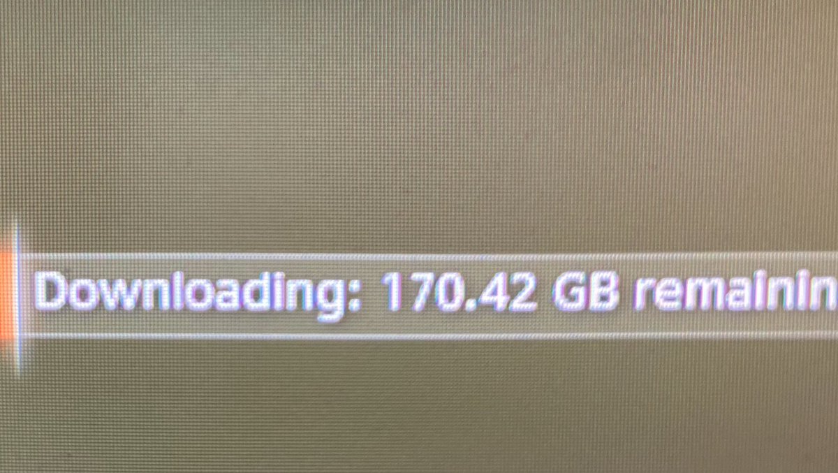 ASMRGamingNews's tweet photo. Hey uh so when did 170GB updates become the norm? Quarantine is the worst time for this too... Kinda feel like not playing Call of Duty Warzone anymore if they keep doing this๐ #cod #CallofDuty #calldutywarzone #warzone #gaming #update #updatesize #patch #patchsize #activision https://t.co/shZAc9VZmX