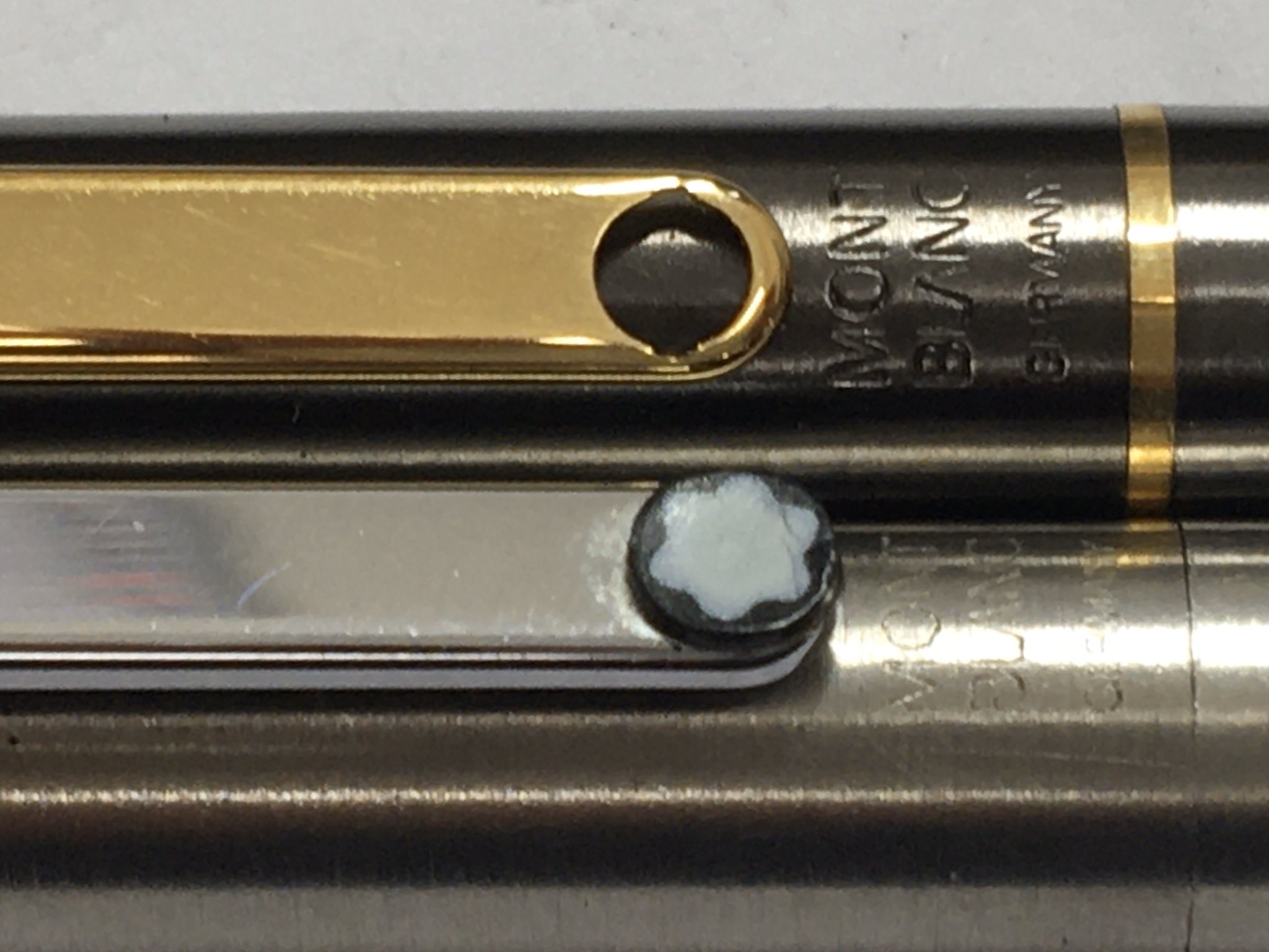 筆記具工房 בטוויטר ボールペン修理 クリップの先端 装飾がぽろっと無くなって穴になってました だから作って付けました