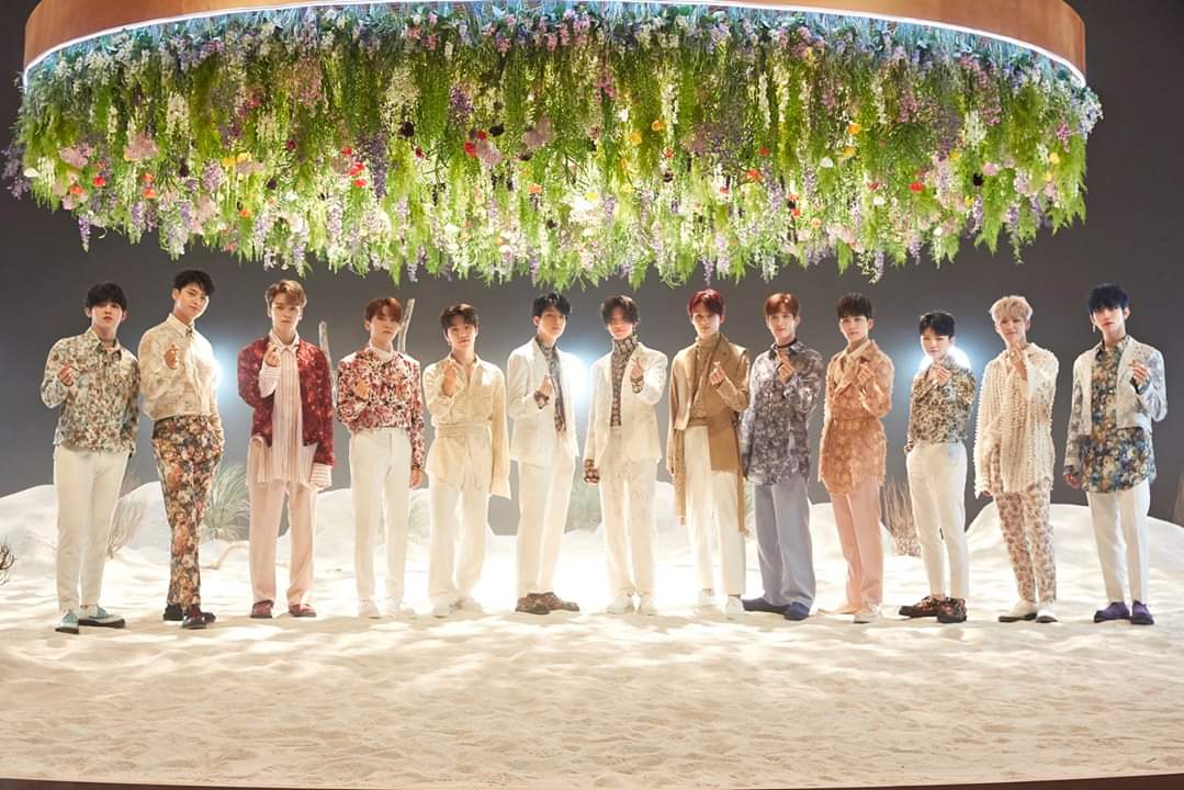 svtdramatic's tweet photo. Seventeen Fallin Flower MV behind the scene ❤ 
They just make 💎 fall for them more.
#SEVENTEEN_Fallin_Flower 
#SEVENTEEN 
#SCOUPS 
#MINGYU 
#WONWOO 
#VERNON 
#JEONGHAN 
#JOSHUA 
#DK 
#SEUNGKWAN 
#WOOZI 
#DINO 
#HOSHI 
#The8 
#JUN 
#SVTDRAMATIC https://t.co/Ua0i8HyMbp