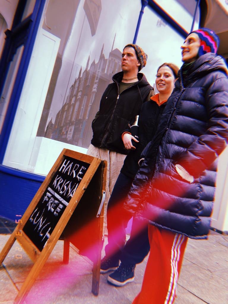 The Free Meals programme became so big so fast that 101 became too small for it. Margate Mantra Lounge have taken over our share to create a structure big enough to guarantee the service. Everything remains the same for the public and the bookings via our website are guaranteed.