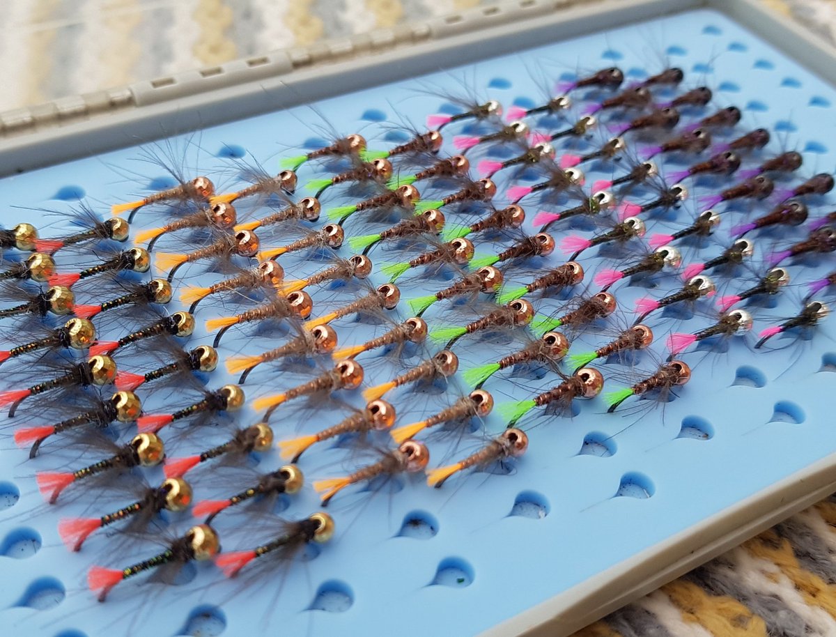 incompangler's tweet photo. Bags of tags! Globrite from @VeniardLtd , @FullingMillUK jig force hooks and @semperfli Nano Silk to keep them skinny 👍👍 https://t.co/W552itss45