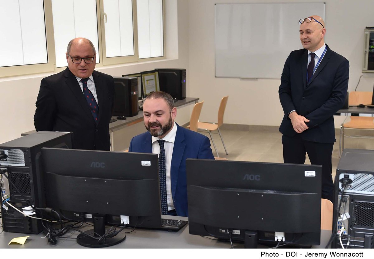 OwenBonnici's tweet photo. The members of the staff at MCAST are doing fantastic work to keep delivering lectures through online means.  This morning I could see twelve separate lectures and classes being delivered at one go.  Well done to all for your amazing efforts!  
@RobertAbela_MT https://t.co/oYFVfQiwZ3