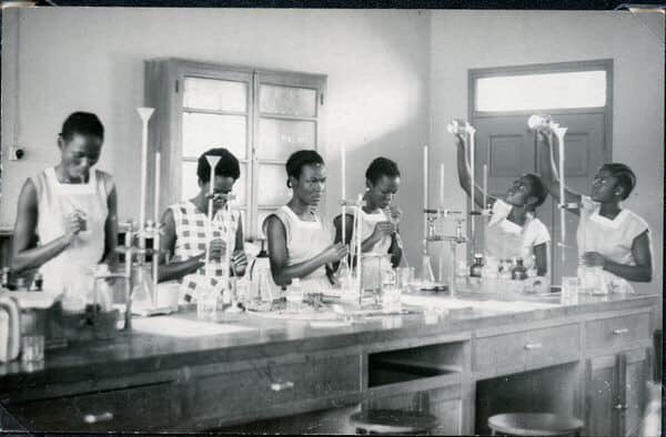 ‘Chemistry Class in Progress at Our Lady of Apostles Secondary School Ijebu-Ode’, Early 1960s Source: Missionary Sisters of Our lady of Apostles website