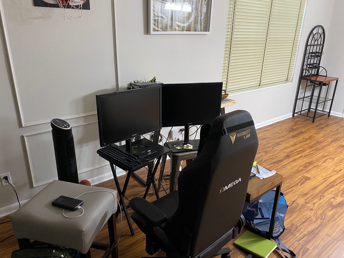 theSamereitan's tweet photo. getting this whole working from home thing figured out, and #secretlab was the first addition to arrive! https://t.co/tXdDZwOa5P