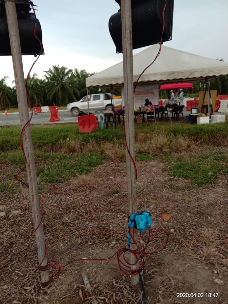 Jkr Manjung On Twitter Pihak Jkr Manjung Telah Membantu Pihak Balai Polis Sitiawan Untuk Memasang Pencahayaan Di Lokasi Sekatan Jalan Raya Di Sempadan Daerah Manjung Hilir Perak Ulu Kayan Terima Kasih Kepada