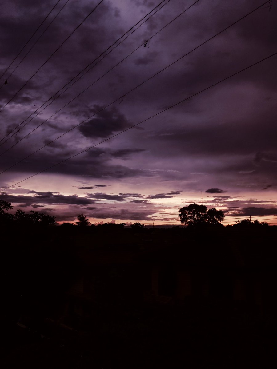 129sutan's tweet photo. Langit jakarta ngga pernah secantik ini!!! https://t.co/NVIhDzdsrK