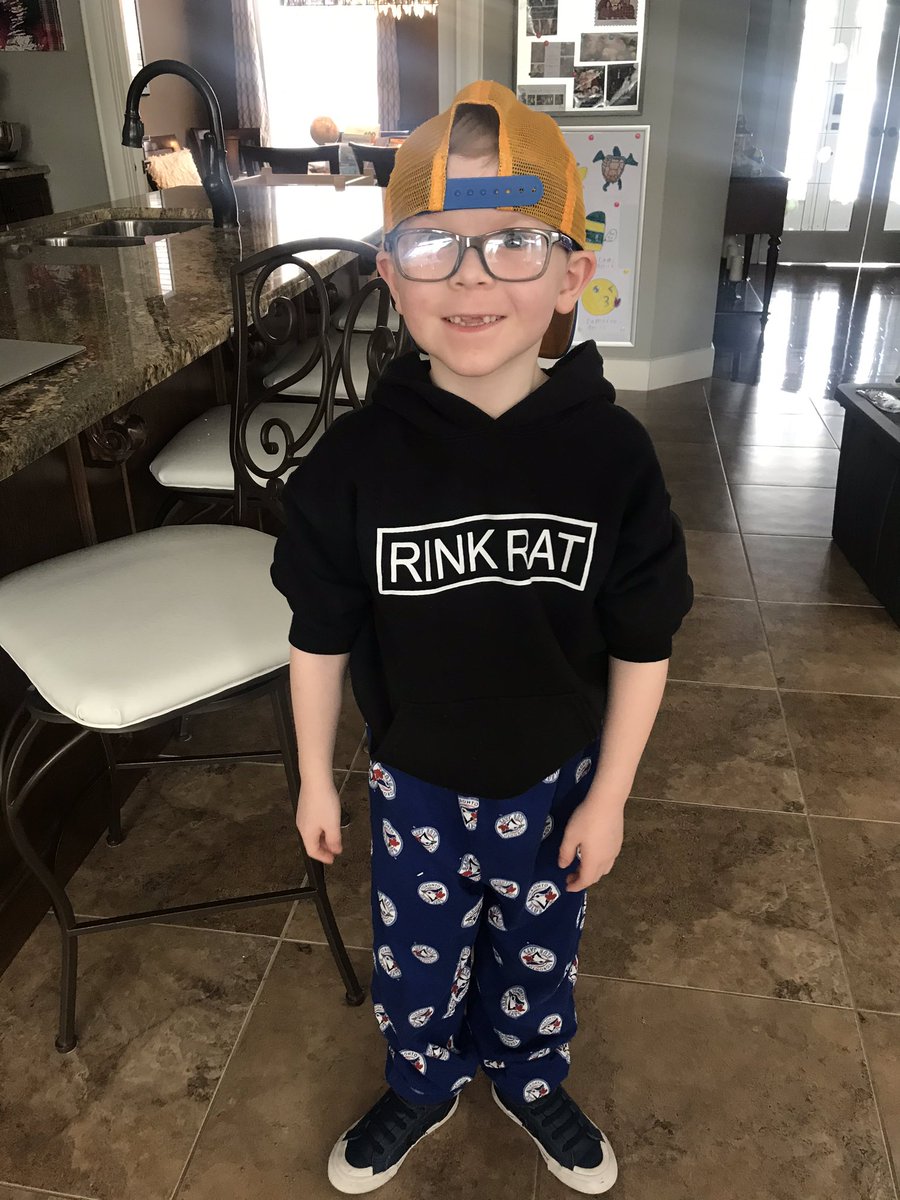 QuikprintNL's tweet photo. Good morning @StBonaventures @2020Sbc   Here’s his version of pj day. PJ pants with his favourite comfy hoodie. #VirtualSpiritWeek @JillianCurrie2 https://t.co/wjQg2YqLoH