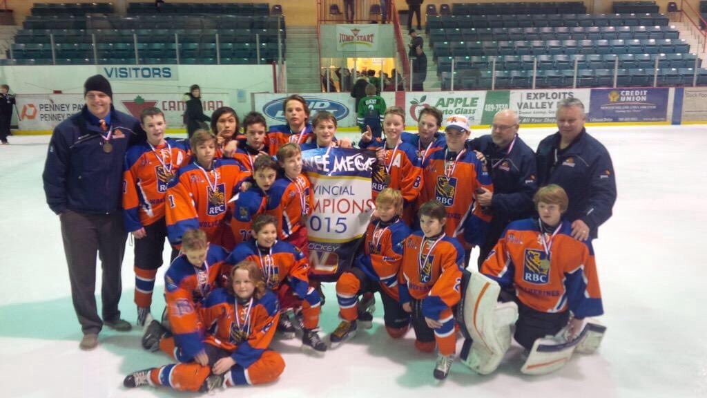 ParsonsJustin18's tweet photo. Thanks @sskinner709 buddy! Some incredible hockey memories for sure!! Canโt wait to get back at it! Your up @scottandrews_w @capespear00 @LeeLeenatalie2 ! #hockeylife #missingtherink share some great hockey memories! https://t.co/Hd9NXF151d