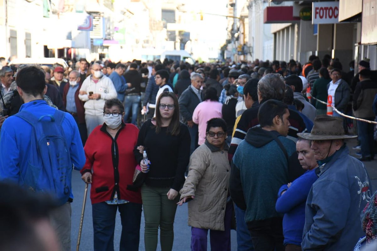 CadenaFederalOk's tweet photo. INHUMANOS !!!!  El Defensor Oficial de la TERCERA EDAD pidió la RENUNCIA URGENTE de ALEJANDRO VANOLI, Director del @ansesgob de ARGENTINA @am620chaco @alebresky @alferdez @CFKArgentina @jmcapitanich @gustavovaldesok @LicDanielArroyo @ABCDigital @elpais_espana https://t.co/akhxCdZAwK