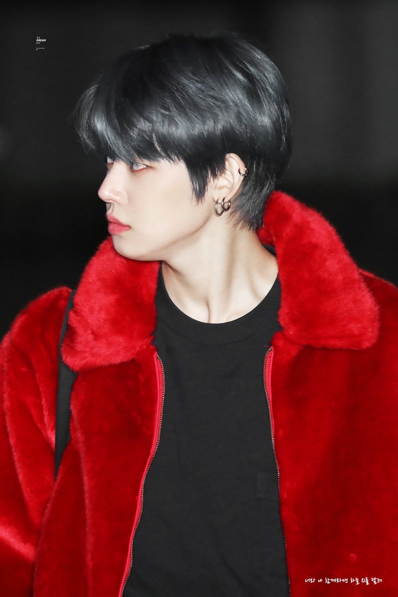 DREAMJun_0913's tweet photo. 191129 뮤뱅 출근    HD 4P                     

#투모로우바이투게더 
#MOA
#연준 #YEONJUN
#TOMORROW_X_TOGETHER #TXT https://t.co/LoQJObMbyM