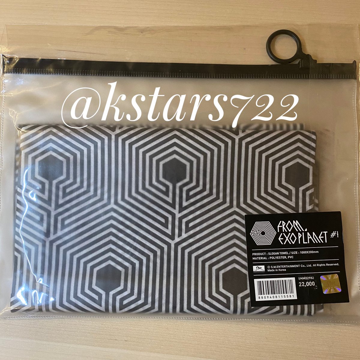 KStars722's tweet photo. EXO SLOGAN TOWEL £16.50 each

AVAILABLE WHILE STOCKS LAST!
 
DM for more information! 
#kpopuk #kpopstore #kpopstoreuk #kpopshop #kpopmerch #kpopeurope 
#kpopalbum #kpopdelivery #exo #exouk https://t.co/1UuYq8qxvt