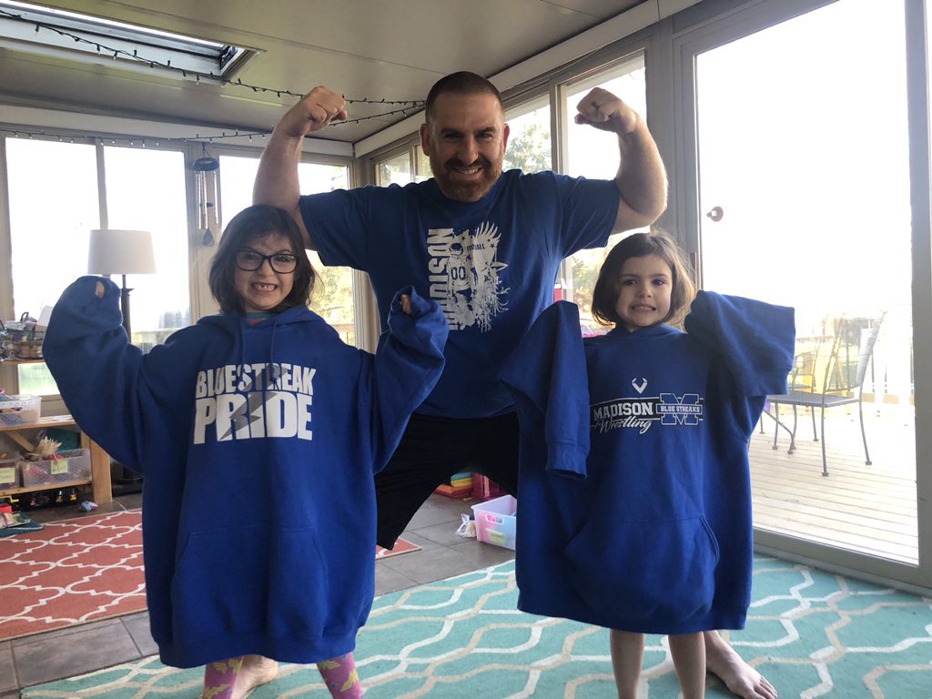 hartmann_seth's tweet photo. #wearemadisonblue https://t.co/yu2Ccu1yGR