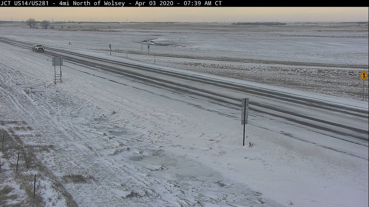 HuronAreaEng's tweet photo. Winter has returned and the plows are out! Give 'em a little room as they are keeping the trucks hauling toilet paper on the road π #DontCrowdthePlow #BuckleUp #NoCruiseControl #NoTextingandDriving https://t.co/lGyFuSJorZ