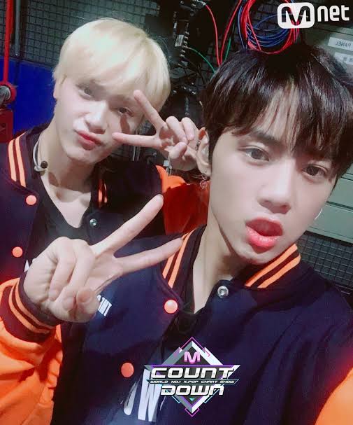 here& #39;e a thread of sunhak pics y& #39;all never knew u needed