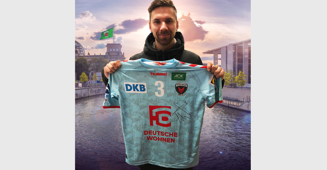 <a href="/FuechseBerlin/">Füchse Berlin</a>-Fans aufgepasst: Auch Fabian Wiede trennt sich von seinem Spielertrikot mit Signatur und unterstützt die <a href="/ROTENASENClowns/">ROTE NASEN Deutschland e.V.</a> unitedcharity.de/Auktionen/Wied… Bietet mit und tut Gutes!

<a href="/DHB_Teams/">DHB_Nationalteams</a> <a href="/handballwelt/">handball-world.news</a> <a href="/Handball_de/">HANDBALL.DE</a> #Handball