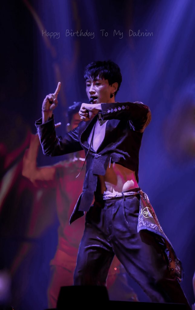 BigFish_Kay_'s tweet photo. #은혁 #LeeHyukjae #李赫宰 

🌙Happy Birthday To My Dalnim

🌟Fly Me to the Moon https://t.co/rq6czRemxb