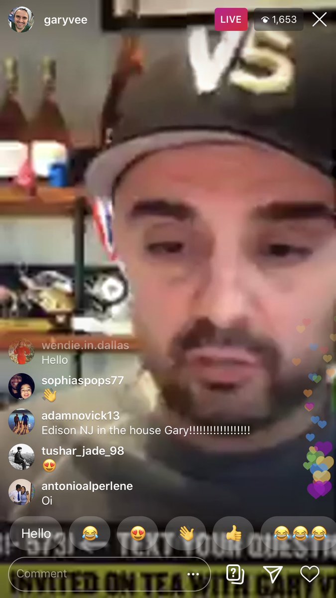 ninamduncan's tweet photo. Morning Tea with @garyvee https://t.co/w8WspqJt5U