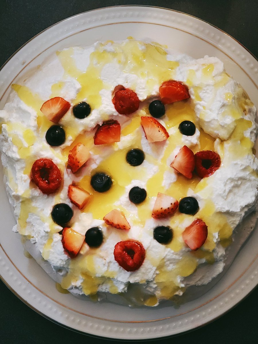 40. It's my birthday today. I don't like birthday cakes so on a whim I decided to try making birthday pavlova (meringue, whipped cream, fruits, lemon curd). Reader, I SUCCEEDED. CAN I APPLY FOR  @BritishBakeOff yet or?????  #GBBO