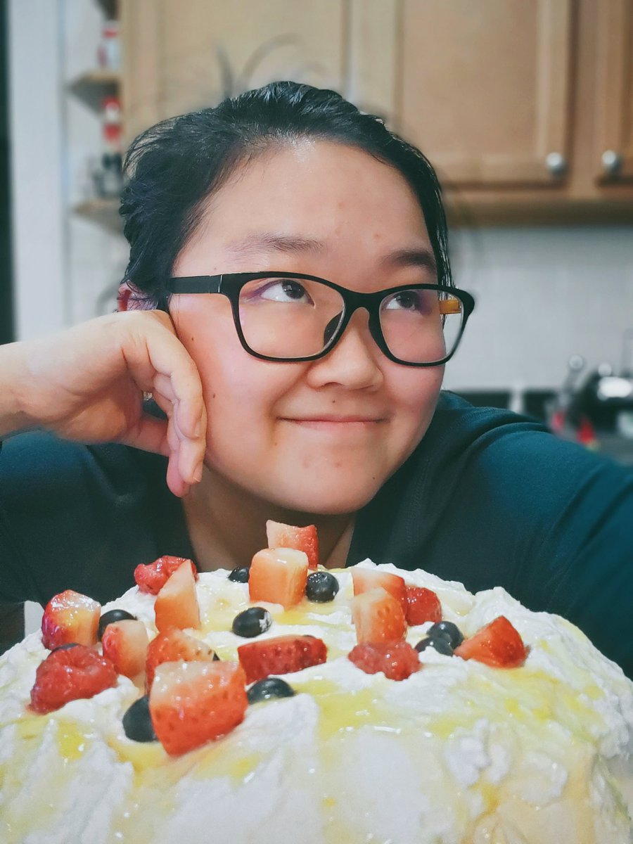 40. It's my birthday today. I don't like birthday cakes so on a whim I decided to try making birthday pavlova (meringue, whipped cream, fruits, lemon curd). Reader, I SUCCEEDED. CAN I APPLY FOR  @BritishBakeOff yet or?????  #GBBO