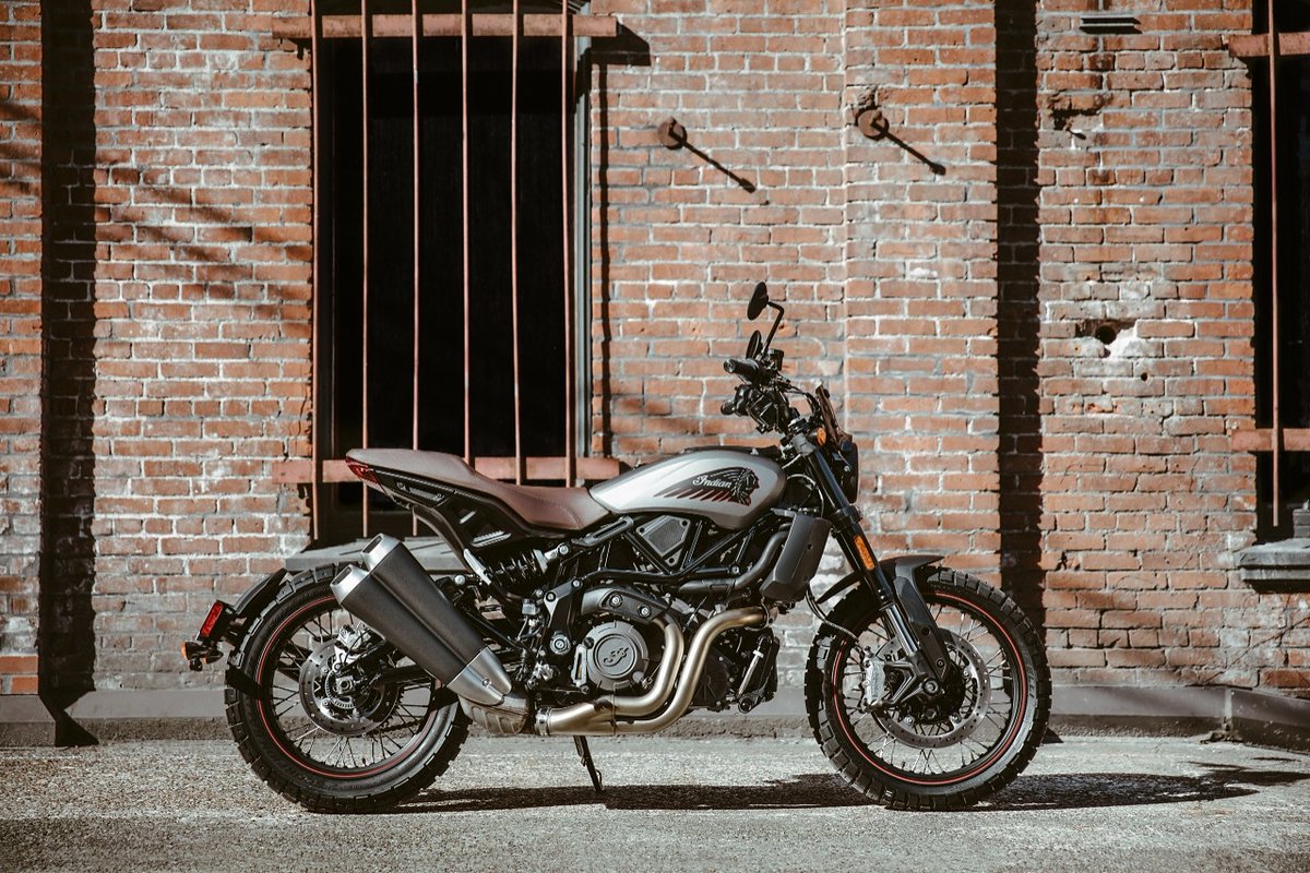 IndianMotorIND's tweet photo. Show us your ride! Comment below with a picture of your bike and finish the sentence: 'I love my Indian because...'
#indianmotorcycle #FTRFriday #FTRRally https://t.co/X1iR9suFYT