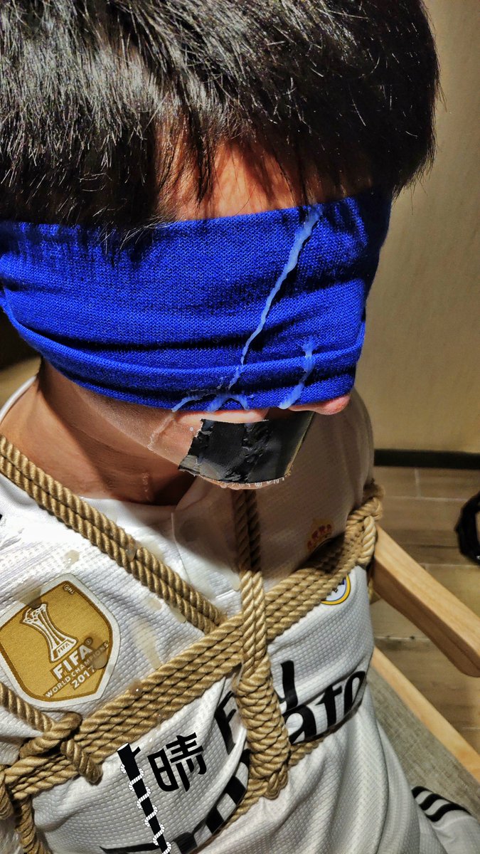 sunnybondage's tweet photo. M_SCC 足球帅哥输球的结局：被学长射一脸 https://t.co/Cc9aZwknIM