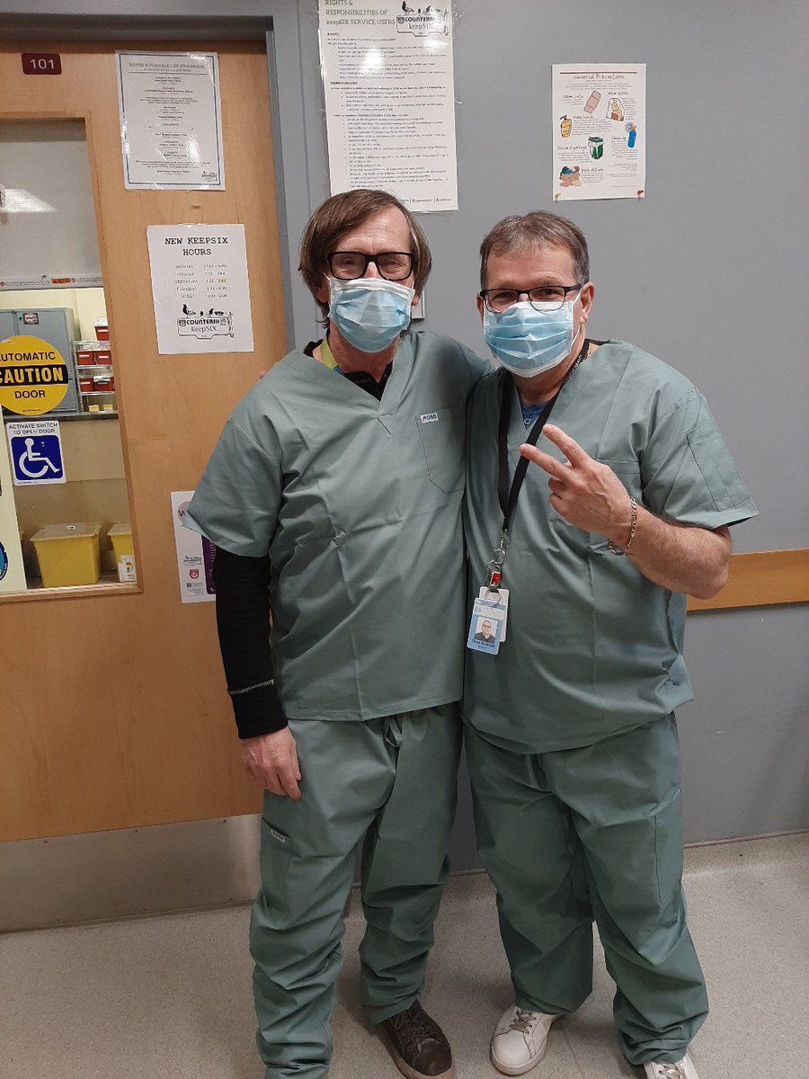SRiverdaleCHC's tweet photo. We pay homage to the front line #outreach, #harmreduction, #socialwork, food prep, #PSWs, drivers and all those behind the scenes that make sure the acute needs of clients' are being met; TOGETHER, WE THRIVE! #COVID19CHC If you are able, please donate to https://t.co/g9waU5n7R4 https://t.co/dRLa5JQFXZ