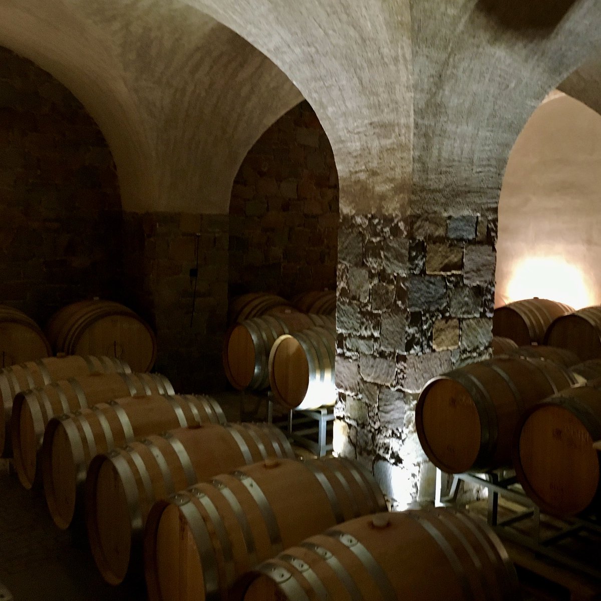 Wanna buy wine from one of my top suppliers, at a discount from retail? berkmann.co.uk/h4hshop 
-  use discount code H4H452 – you will get 5% off, <a href="/BerkmannWine/">Berkmann Wine Cellars</a> will give a donation to support <a href="/plaqueminelock/">Plaquemine Lock</a> groceries to the vulnerable program