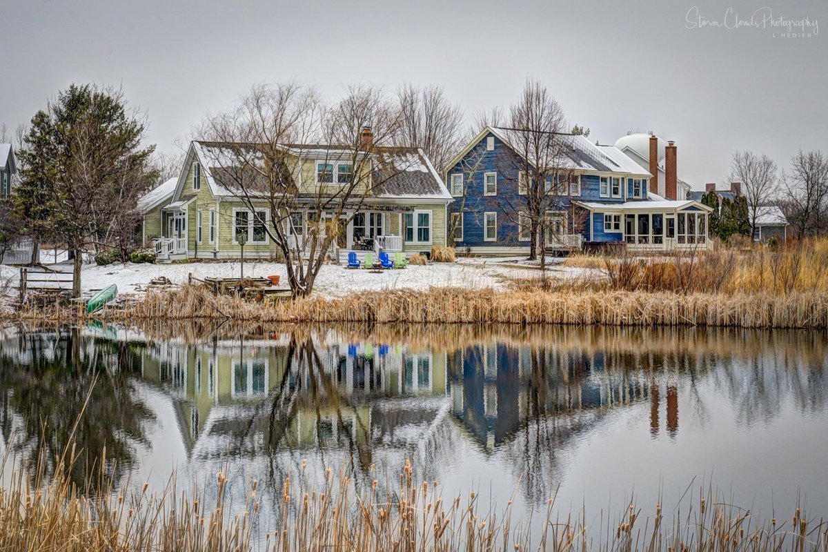 lhedien's tweet photo. #reflections of #SanctuaryPond #PrairieCrossing #Grayslake #Illinois #pond #snowfall #nikon #naturephotography #landscapephotography https://t.co/cD1XEDB9RA