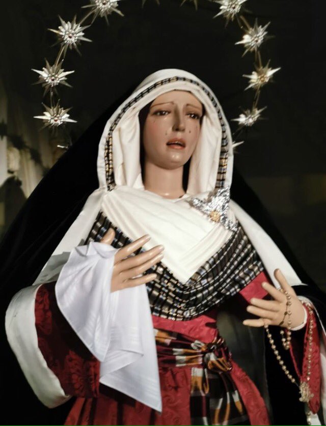 #ViernesdeDolores #SemanaSanta2020  feliz santo a todas y en especial a mi madre😘😘😘😘