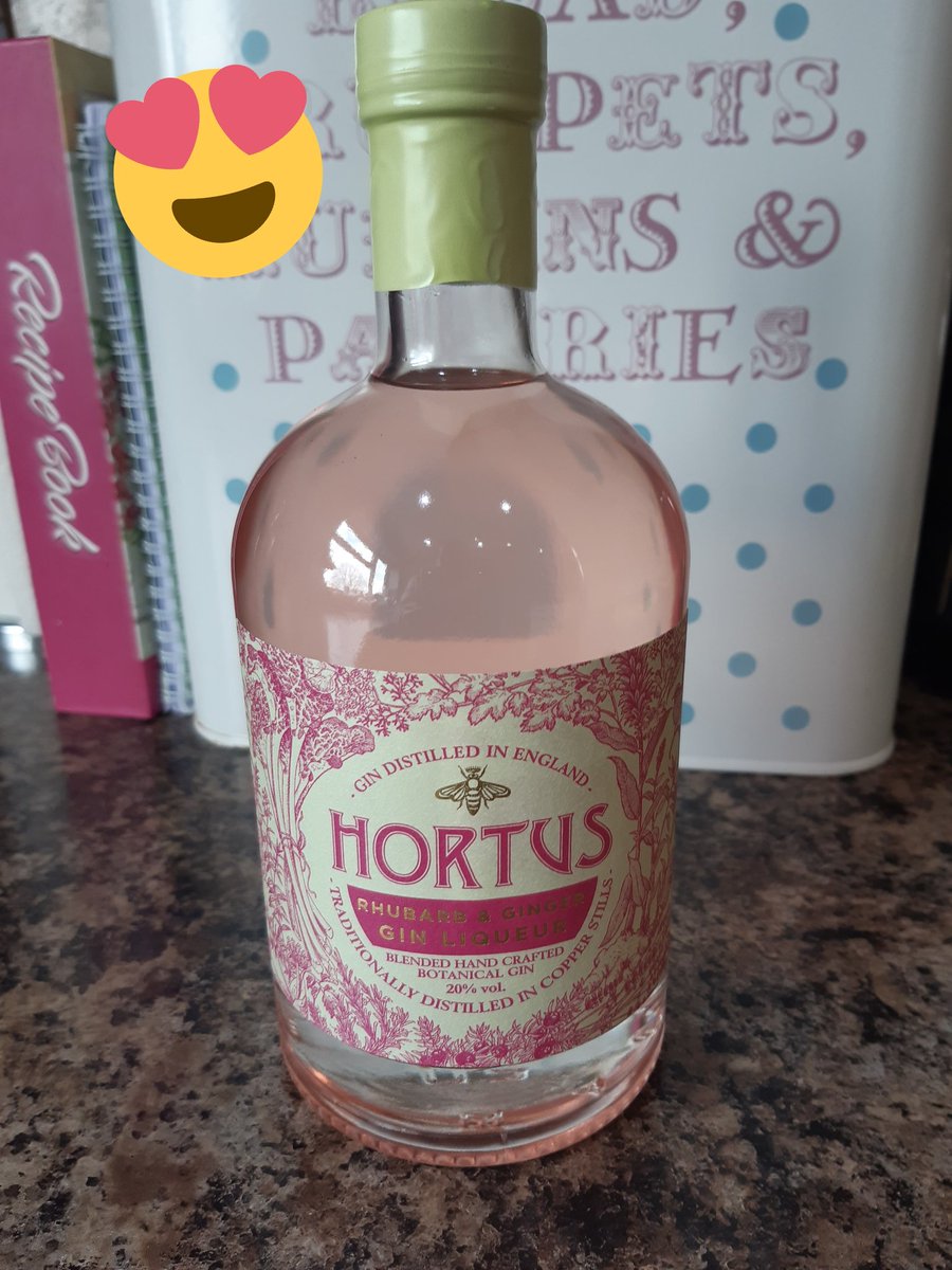 AlisonMannas's tweet photo. Survived another week of being a mum, teacher, dinner lady and conveyancer.👊 Multi tasking skills tested that's for sure. I will be enjoying a #gin or 2 tonight. #Homeschooling2020 #workingparents #WorkingFromHomeLife #StayHomeSaveLives #COVID19Pandemic #multitaskingskills https://t.co/ycv3GMn6Wk