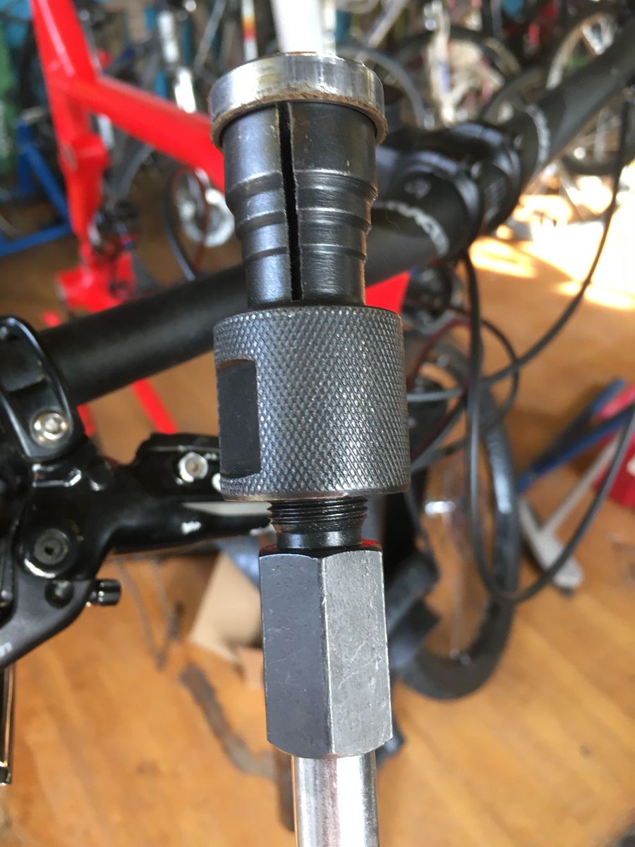 wheelism's tweet photo. One of those happy moments.
#mtb #bikeservicing #Wales
#pulldontpush https://t.co/mLJgDpyJKy