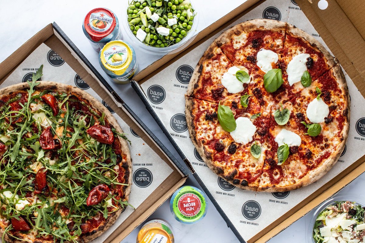 basewfp's tweet photo. Family Friday’s with Base Wood Fired Pizza
Two 13.5” Pizzas, Two Sides and Four drinks for only €39.50

#Basewfp #familyoffer #woodfiredpizza #delivery #specialoffer https://t.co/dBaEX3fGxc