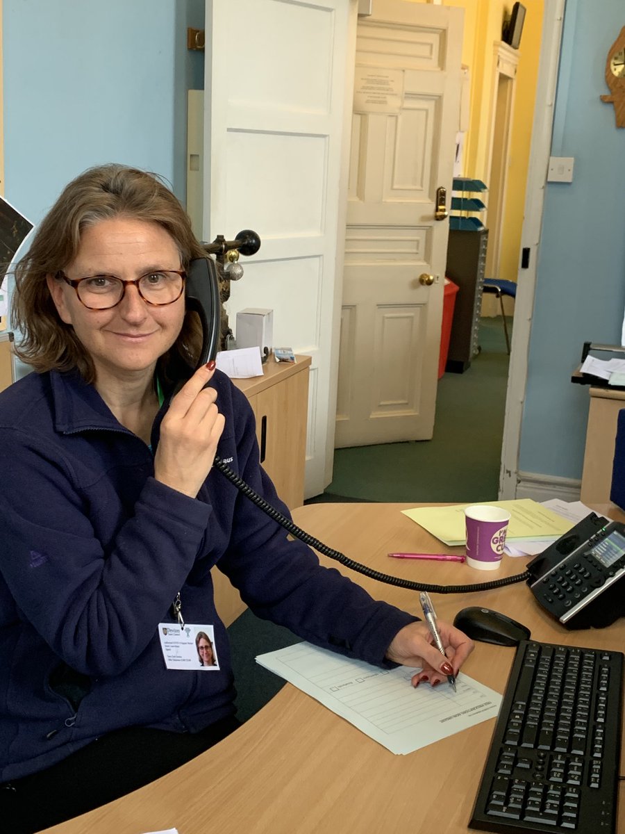 laura4roundway's tweet image. A busy session on the phones for the Devizes Covid19 Support Group. We’ve helped over 1,000 people is less than two weeks. We’re here so you can #StayHomeSaveLives 😊⁦⁦⁦@wiltscouncil⁩