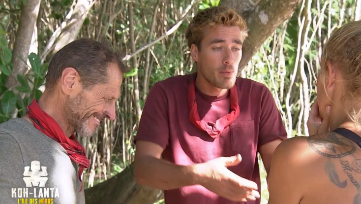 Miaouf74's tweet image. #KohLanta
Eric ce batard il rigole tjrs dans les pires moments mdrrr