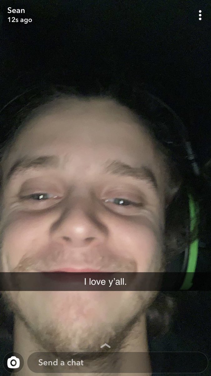 CoburnJacob's tweet photo. @bagleysm31 #DrunkSnaps https://t.co/0gjELapQkb