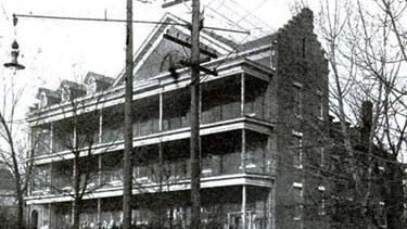 cmlibrary's tweet photo. Before there was @AtriumHealth, there was St. Peter's Hospital.
Learn more about #NorthCarolina's first non-military hospital, courtesy of #CMLibrary's Robinson-Spangler Carolina Room, here --> https://t.co/Q9qpPSY4pW
#charlottehistory #stpetershospital #rscr https://t.co/FZiFphViXF