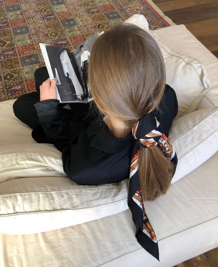 badestoutfit's tweet photo. scarf hair ties https://t.co/CVPXrOzF8j