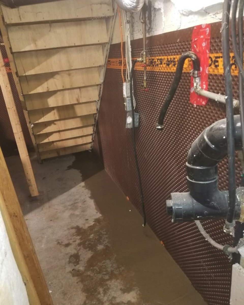 ContractingJack's tweet photo. Checking in on our latest Brantford project, that not so glamorous but completely important process of waterproofing the basement is done. 

#renovation #basement #waterproofing #BRRR #generalContractor #Brantford #Ontario #BlackJack https://t.co/112JzNhy7y