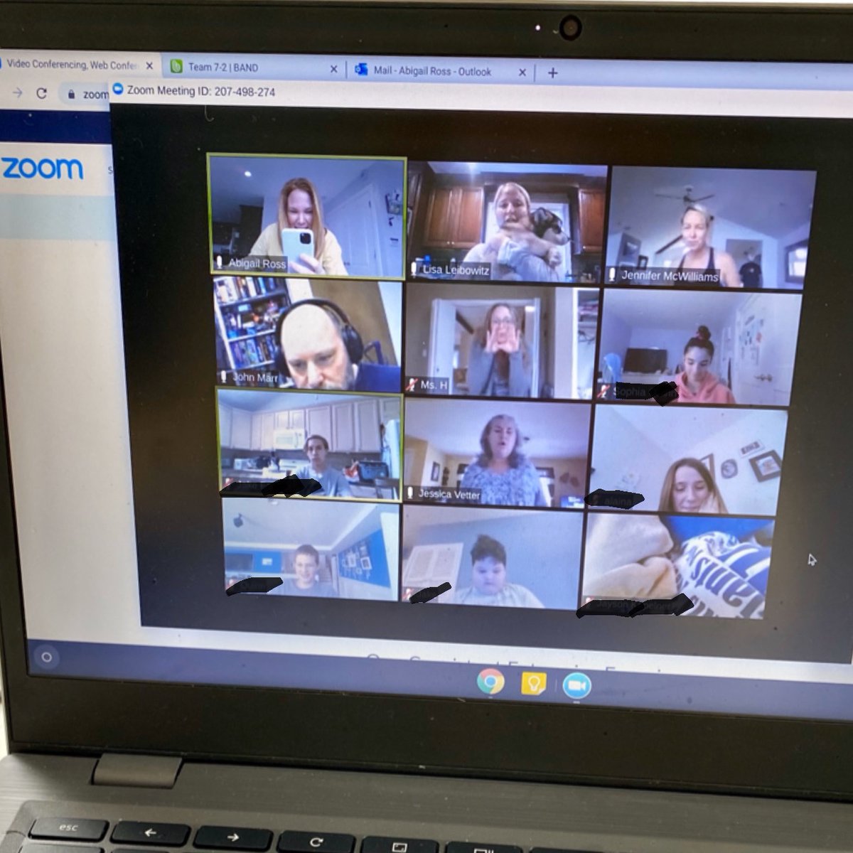 Happy Friday! Had our first Zoom dance party with our team 7-2 students. Great way to have some fun and shake off the week! <a href="/lbeachms1/">lbeachms</a> #lbleads #proudtobeLB