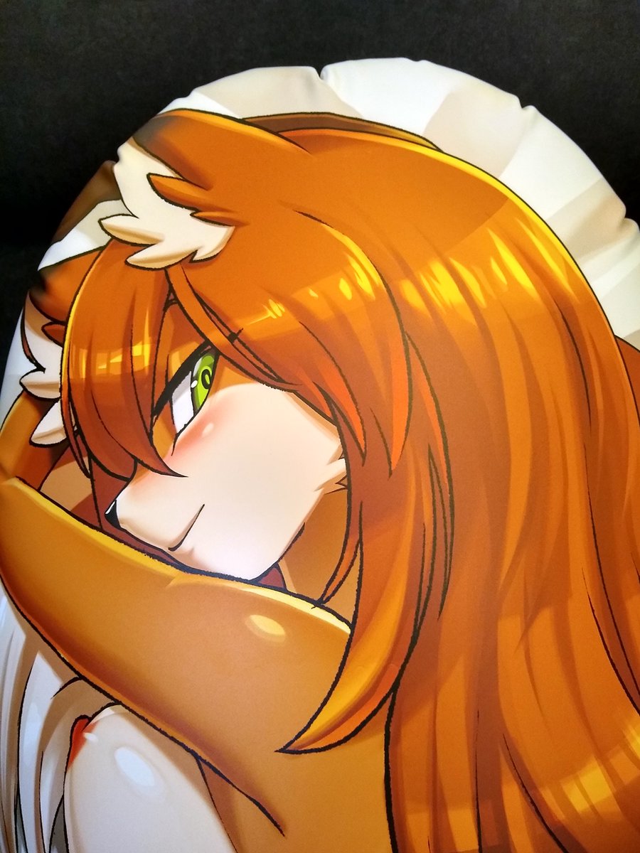More nudity... but it's worth it: Kitsune by <a href="/KittellFox/">🍑 Kittell</a> came out REALLY well as a 200 cm mega-sized riding pillow "Made in Japan".

horseplay-toys.com/products/infla…

#furry #furryart #kitsune #anime #inflatables #FurryFriday