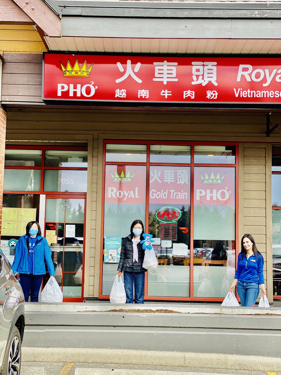 Supporting our local small businesses the #BMO way. Everyone from #TeamChamplain ordered lunch from Royal Pho, the best Vietnamese &amp; Cambodian eatery who is a great client and advocate for us and now it’s our time to support them! #proudtoworkatBMO #BMOgrowthegood <a href="/robparrott2801/">Rob</a>
